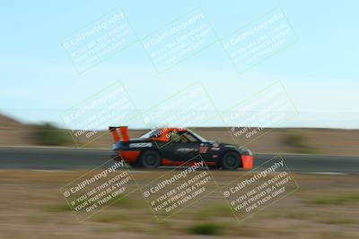 media/Jun-01-2025-CalClub SCCA (Sun) [[eae223c5dd]]/Group 2/Race 2/
